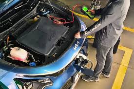 Hibrit elektikli araç onarımı